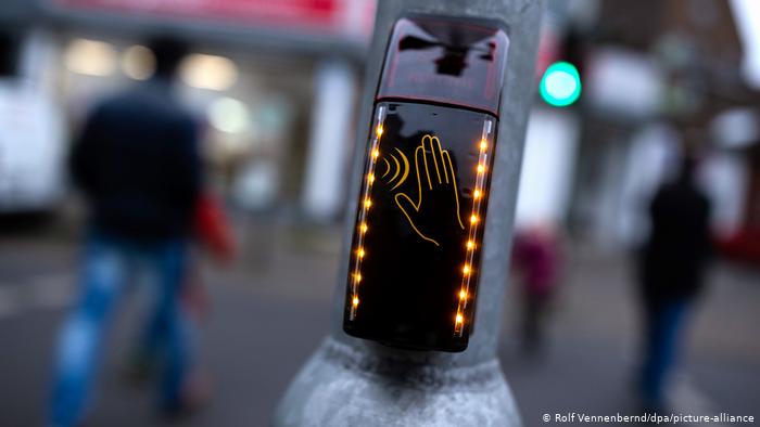 Бесконтактный пешеходный переход в Дюссельдорфе