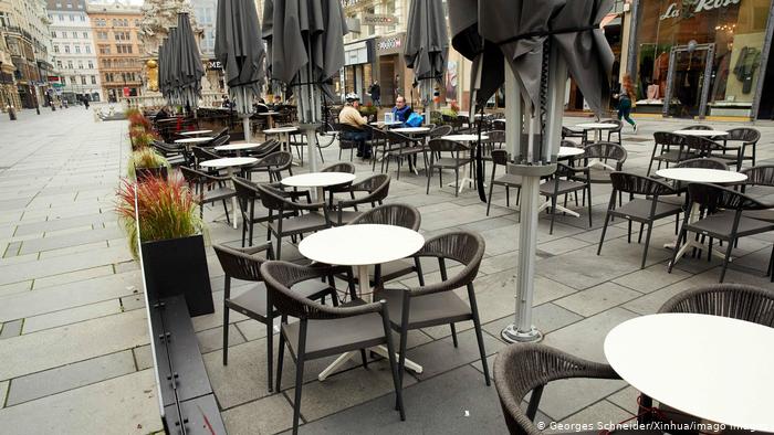 Закрытый ресторан в Австрии