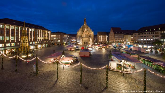 Главный рынок в Нюрнберге - площадь, на которой обычно проводится всемирно известный рождественский рынок 