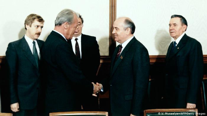 Вилли Брандт и Михаил Горбачев в Кремле, 27 мая 1985 года