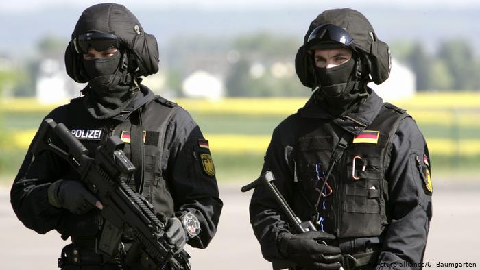 Учения немецкого полицейского спецназа GSG 9, Санкт-Августин