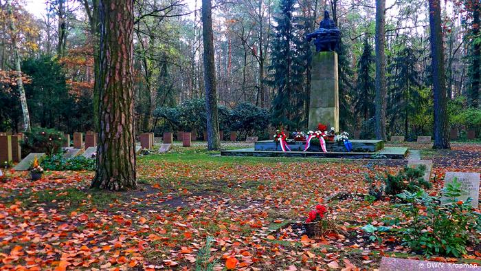 Советское воинское кладбище в Котбусе 