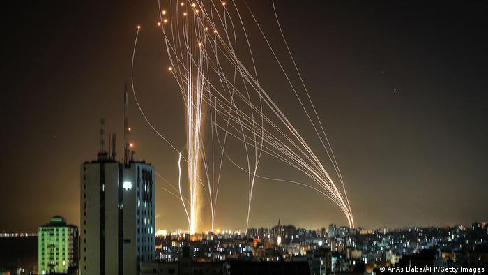 Ракеты, выпущенные со стороны сектора Газа в направлении Тель-Авива