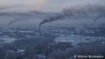 Дымящиеся трубы в Киселевске в Кузбассе 