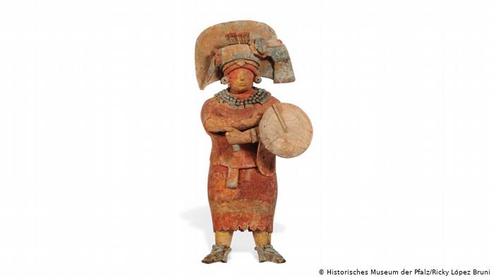 Skulptur einer Maya-Königin, Foto: Historisches Museum der Pfalz/Ricky López Bruni