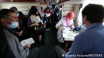 Вакцинация жителей Иркутской области в специальном медицинском поезде 