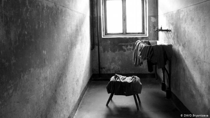 Камера заключенного в лагере Аушвиц 1
