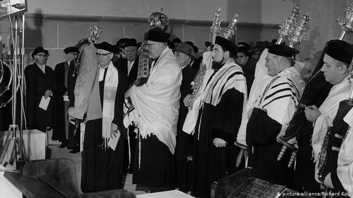 Освящение восстановленной синагоги в Вормсе в 1961 году