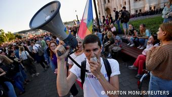 Протест против закона об ЛГБТ в Будапеште 