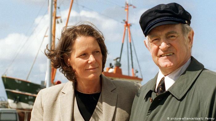 Кристина и Йоханес Рау в 1999 году на морском пароме по пути на остров Шпикерог