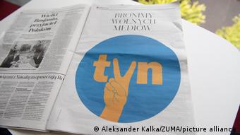 Польская газета со статьей о телекомпании TVN