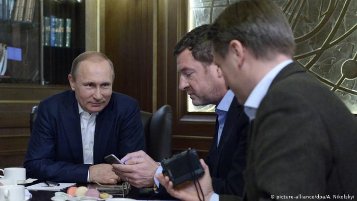 Владимир Путин в интервью с главным редактором таблоида Bild