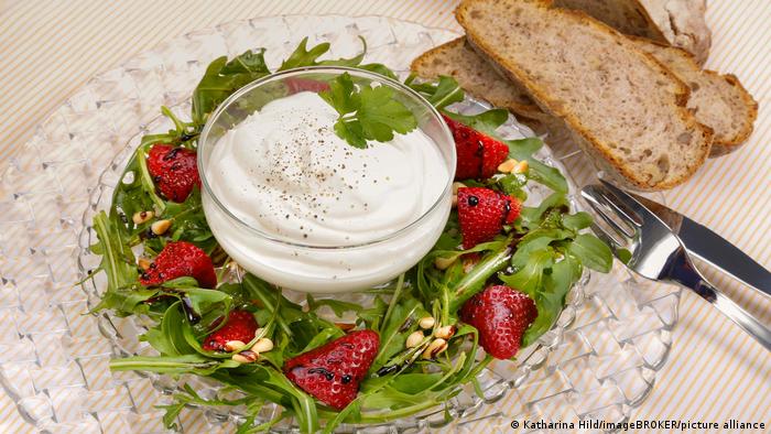 Рецепты региональной кухни: люггелескес с салатом