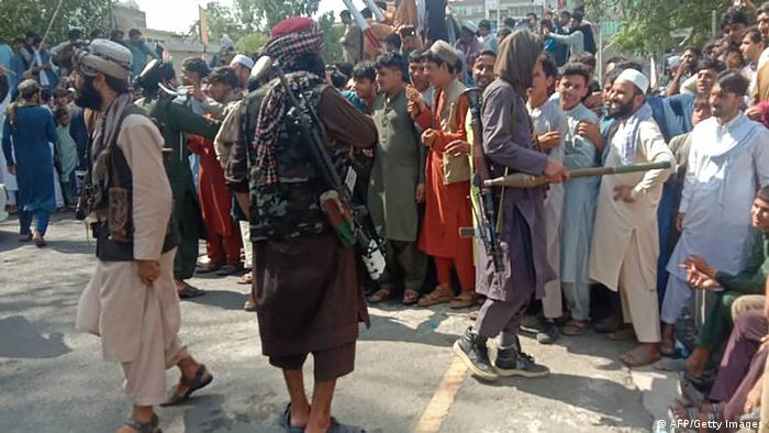 Талибы после взятия Джалалабада