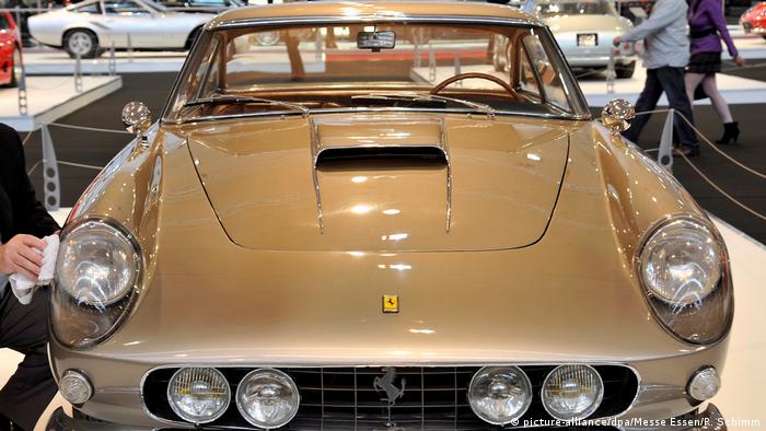 Ferrari 410 Superamerica (1956-1959 годы) не имела особого успеха у состоятельных клиентов, для которых и выпускалась.