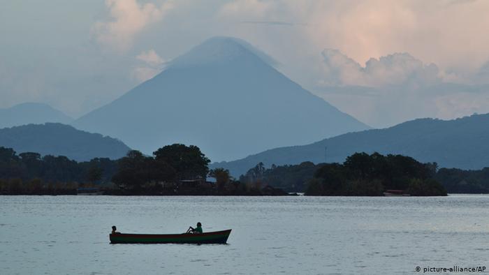 На озере Никарагуа