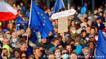 Демонстрация в Кракове против выхода Польши из ЕС 