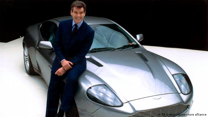 Умри, но не сейчас (2002): Aston Martin Vanquish