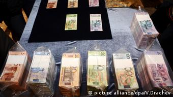 Белорусские денежные купюры разного образца