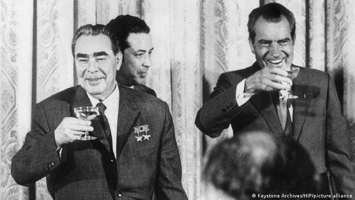Леонид Брежнев и Ричард Никсон в Москве