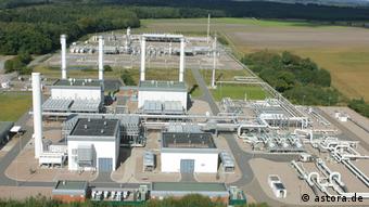В земле Нижняя Саксония находится крупнейшее в ЕС газохранилище Rehden, принадлежащее Газпрому 