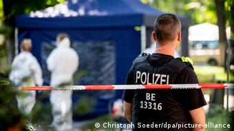 Полиция на месте убийства Хангошвили в берлинском парке Тиргартен