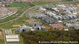 Многочисленные корпуса штаб-квартиры компании SAP в Вальдорфе 