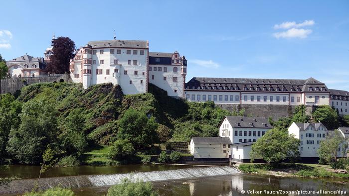 Замок Вайльбург