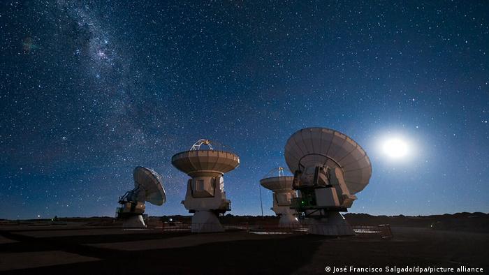 Комплекс радиотелескопов ALMA в Чили