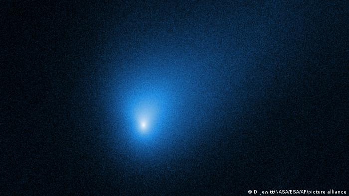 Астроном-любитель Геннадий Борисов в конце лета 2019 года обнаружил через 65-сантиметровый телескоп собственной конструкции первую в истории современной науки межзвездную комету, названную 2I/Borisov