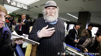Бобби Фишер после освобождения из тюрьмы в Японии