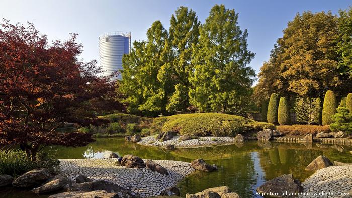 Японский сад в парке отдыха Rheinaue, Бонн 