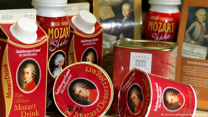Сувениры с изображением Моцарта