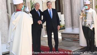 Алжир, 18 июля 2022 года. Президент Алжира Абдельмаджид Теббун и премьер Италии Марио Драги
